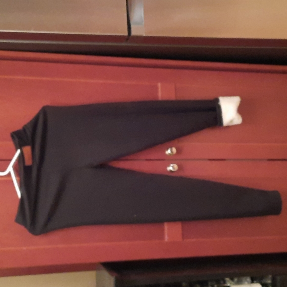 Pants - Picture 3 of 4